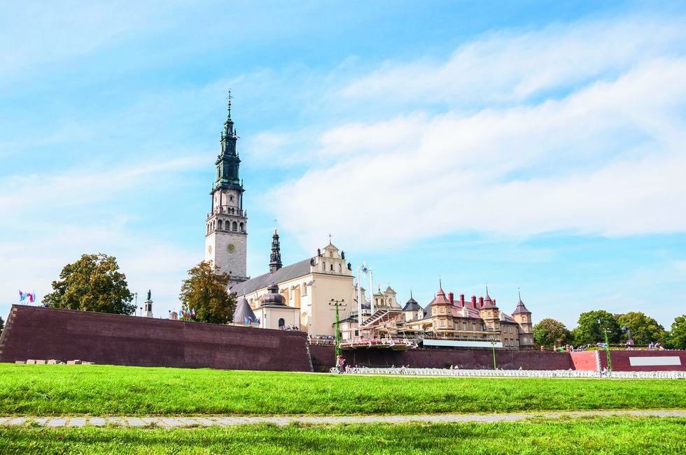Jasna Góra nocą · materiały pielgrzymki